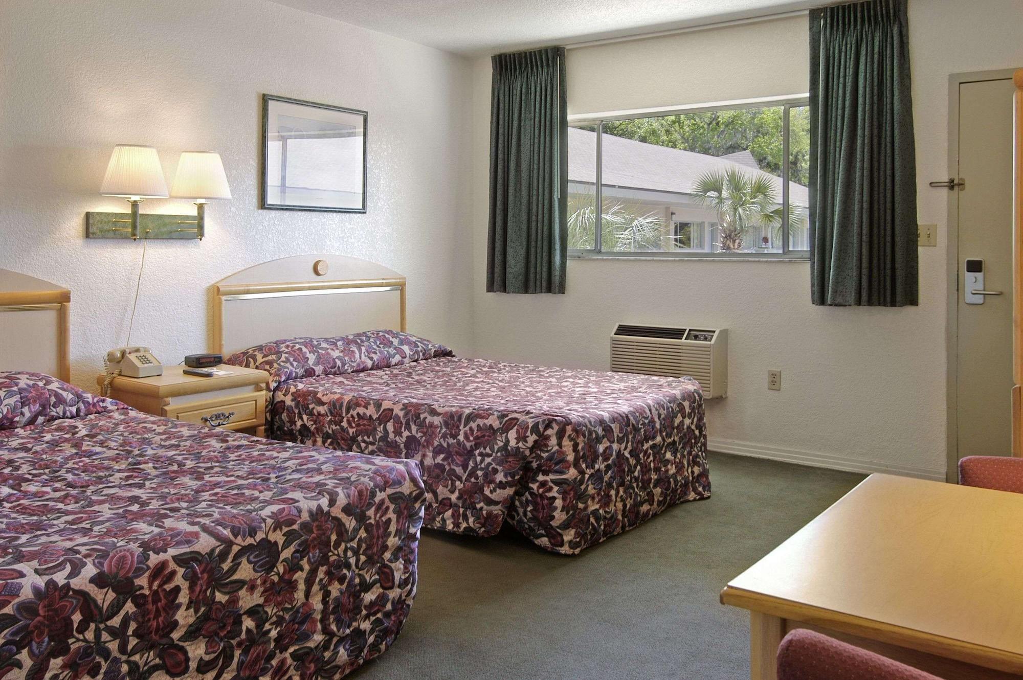 University Inn Gainesville Oda fotoğraf