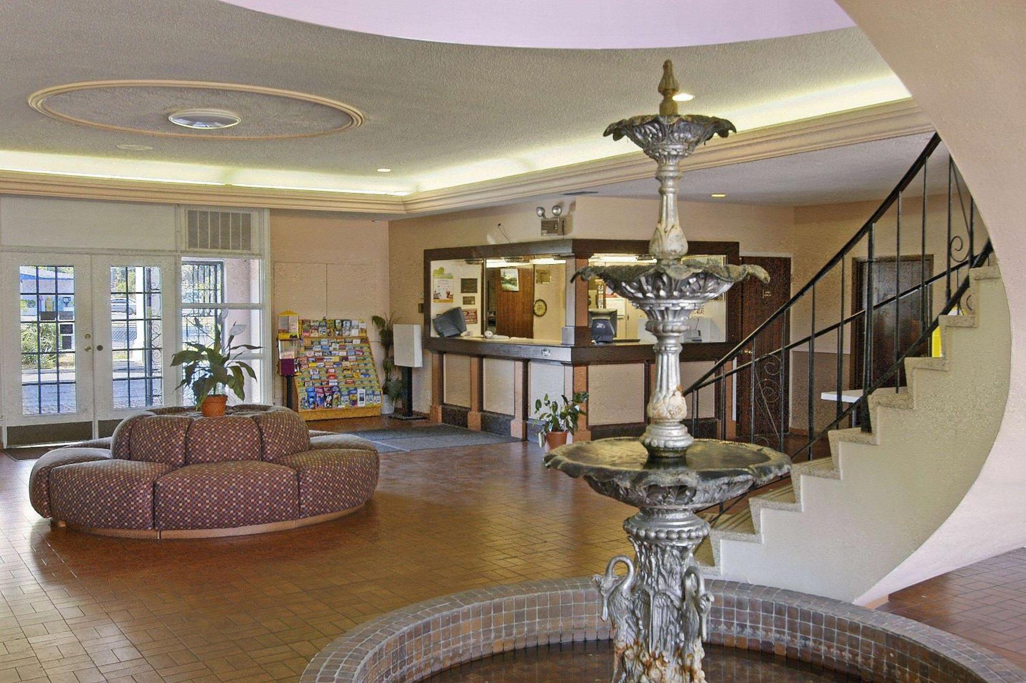 University Inn Gainesville Dış mekan fotoğraf